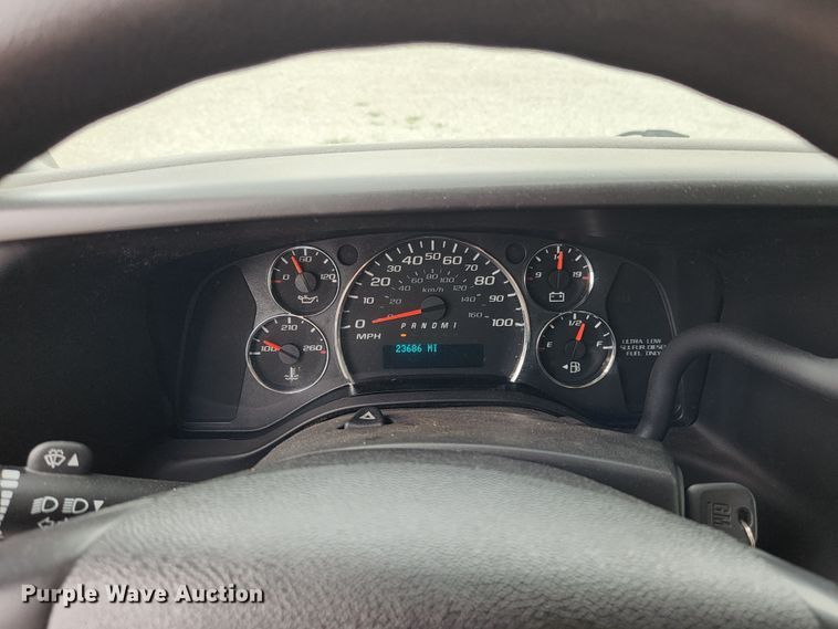 image for item MK9108 2016 Chevrolet Express G4500  van cab and chassis