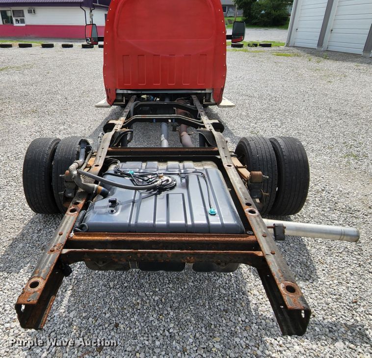 image for item MK9108 2016 Chevrolet Express G4500  van cab and chassis