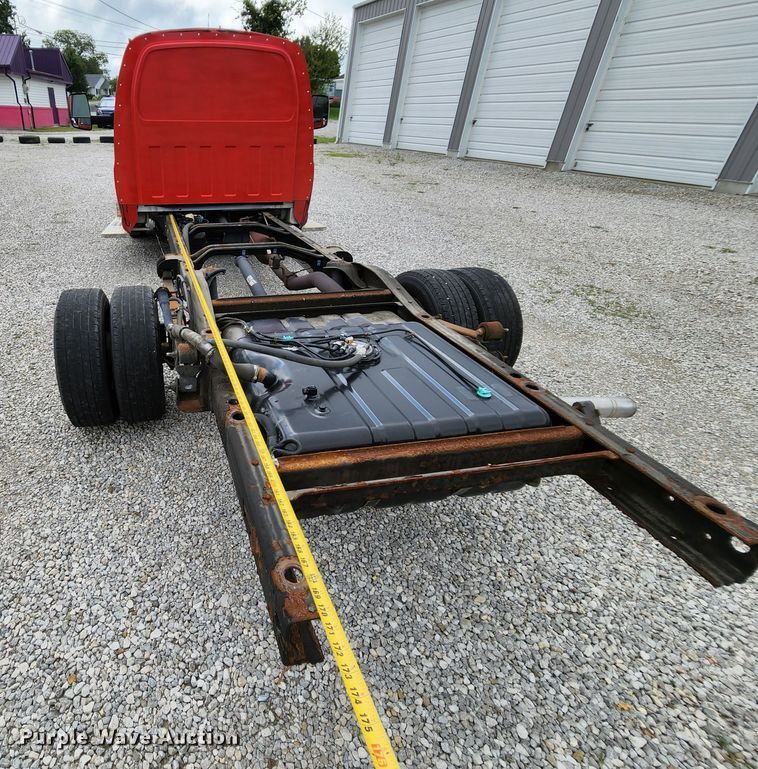 image for item MK9108 2016 Chevrolet Express G4500  van cab and chassis