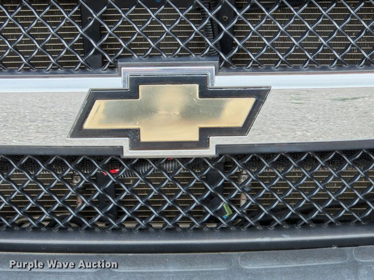 image for item MK9108 2016 Chevrolet Express G4500  van cab and chassis