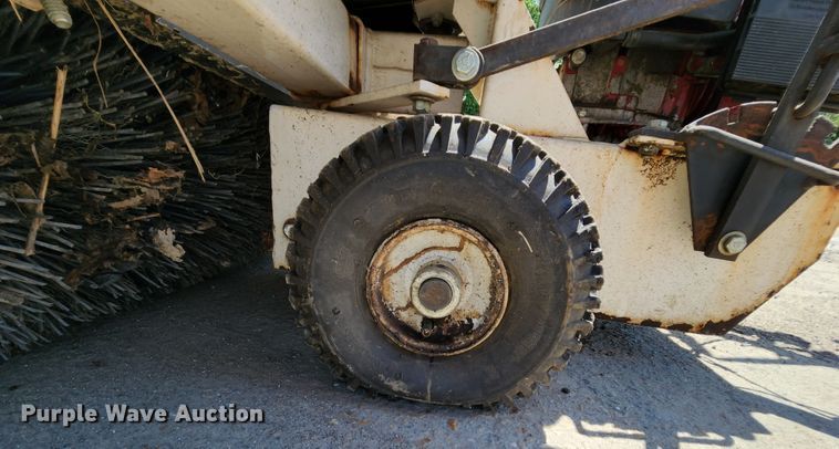 image for item MK9143 Cimline  sweeper