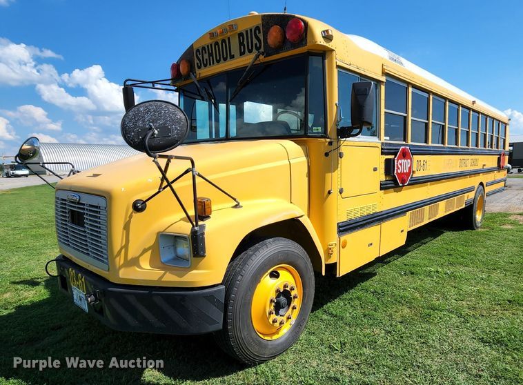 image for item MK9174 2005 Freightliner FS65  school bus