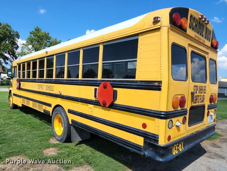 image for item MK9174 2005 Freightliner FS65  school bus