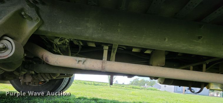 image for item MK9174 2005 Freightliner FS65  school bus