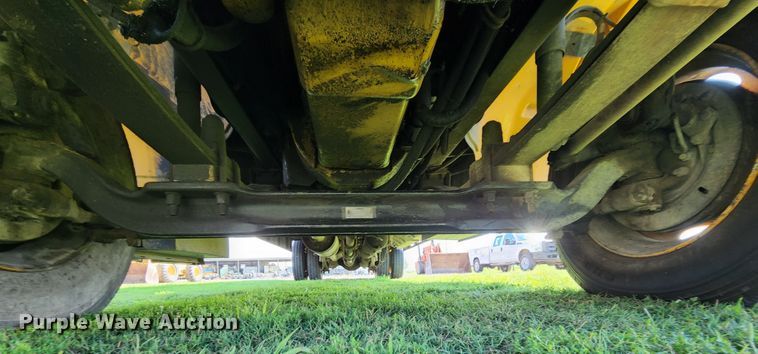 image for item MK9174 2005 Freightliner FS65  school bus