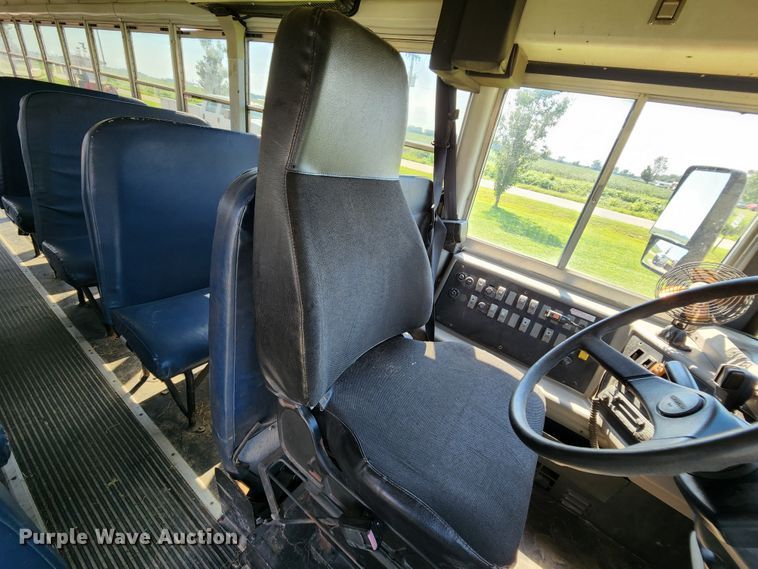 image for item MK9174 2005 Freightliner FS65  school bus