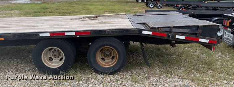 image for item MU9002 2008 Circle D 25GNFBBT  equipment trailer