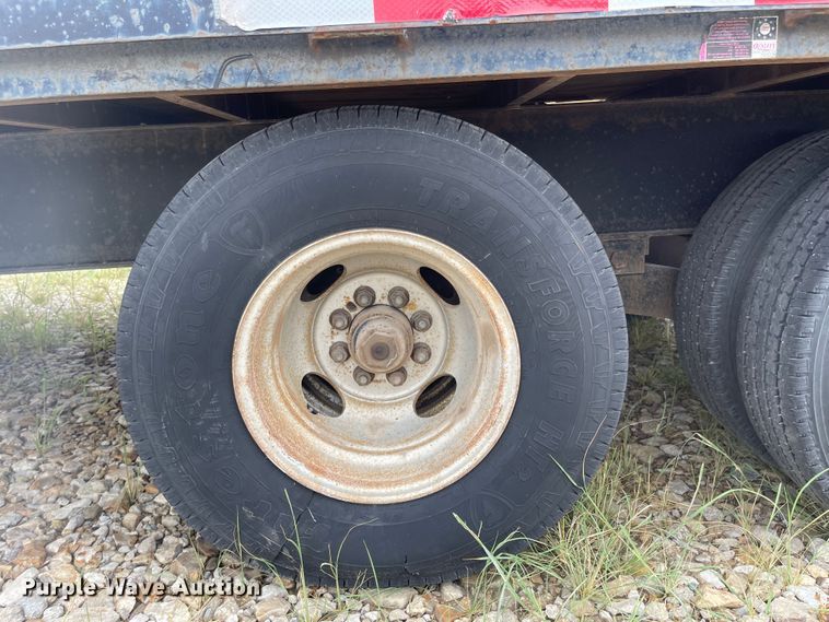 image for item MU9002 2008 Circle D 25GNFBBT  equipment trailer