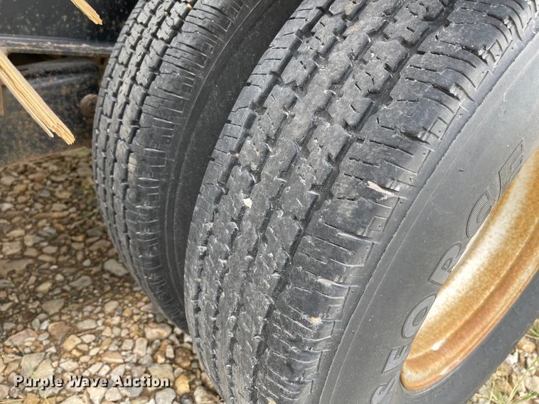 image for item MU9002 2008 Circle D 25GNFBBT  equipment trailer