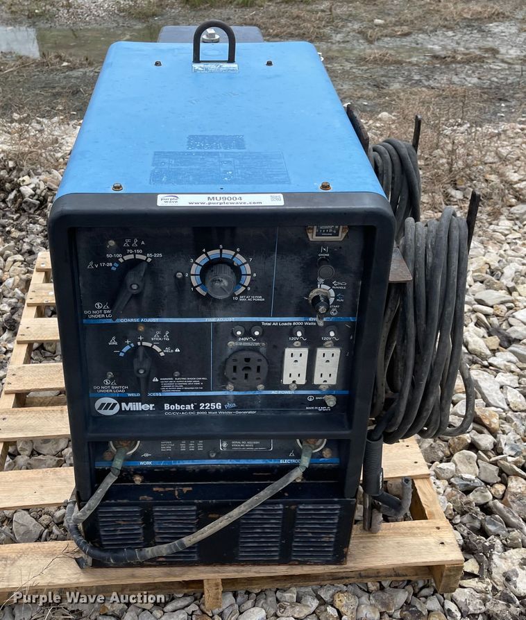image for item MU9004 Miller Bobcat 225  welder/generator