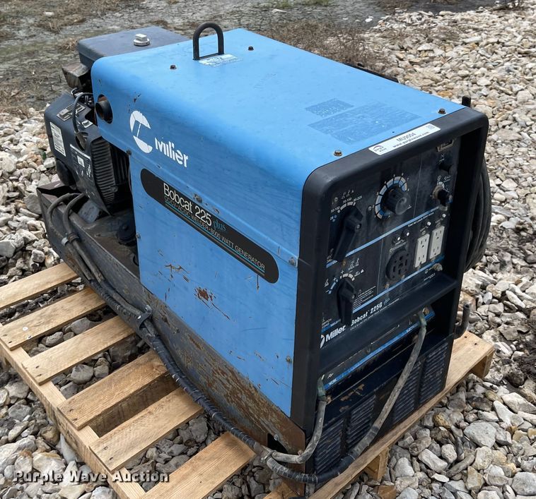 image for item MU9004 Miller Bobcat 225  welder/generator