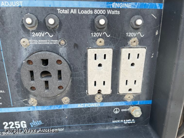 image for item MU9004 Miller Bobcat 225  welder/generator