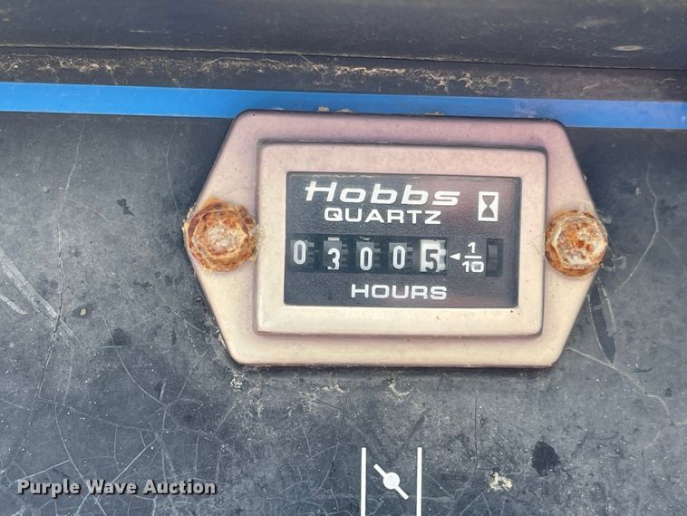 image for item MU9004 Miller Bobcat 225  welder/generator