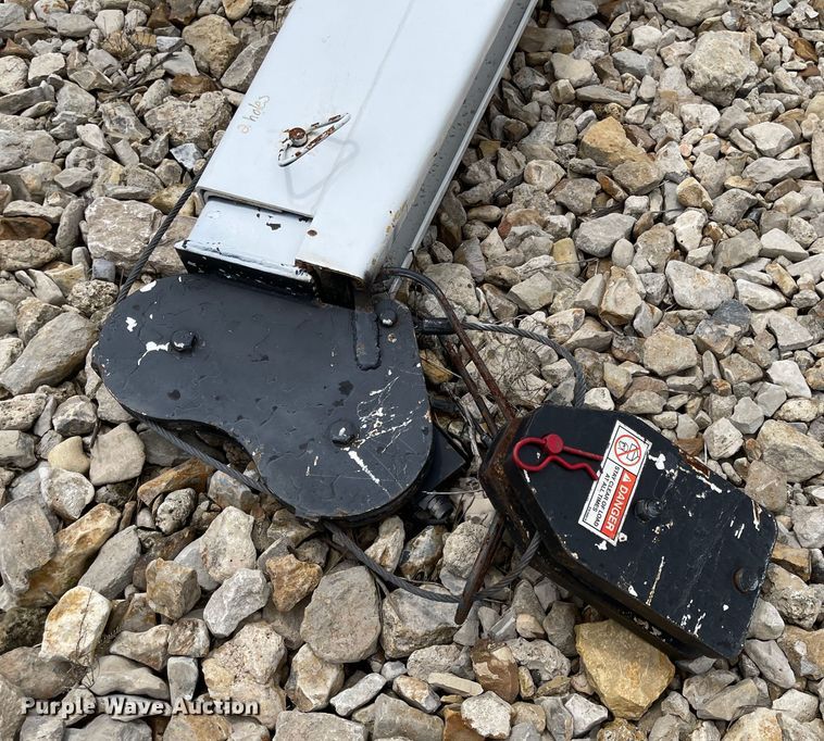 image for item MU9005 Utility bed