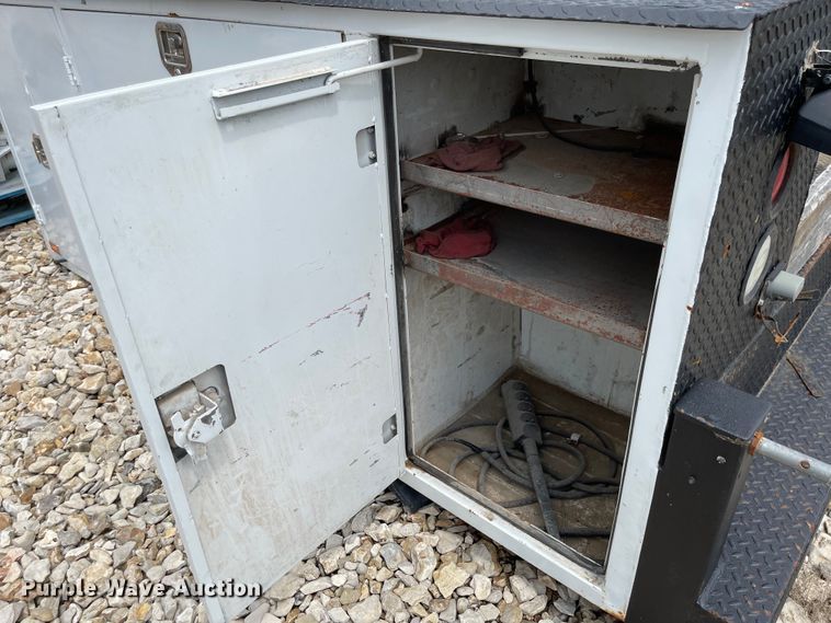 image for item MU9005 Utility bed