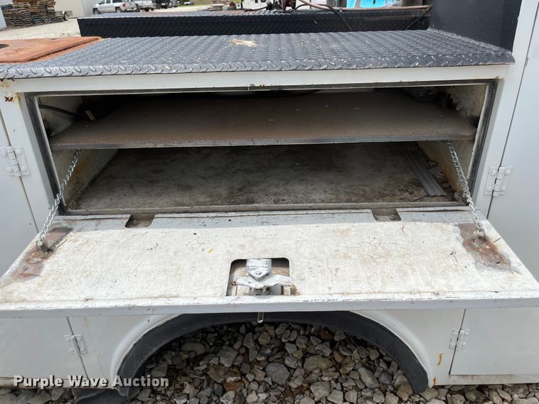 image for item MU9005 Utility bed