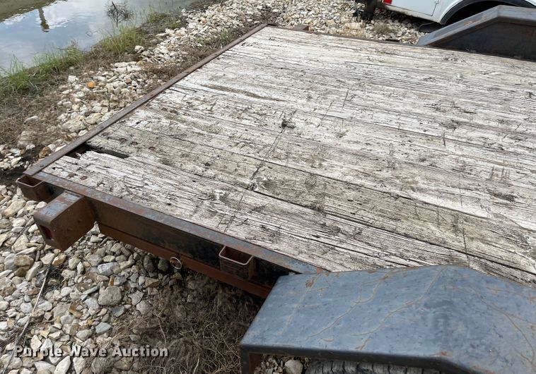 image for item MU9006 2005 H&H  equipment trailer