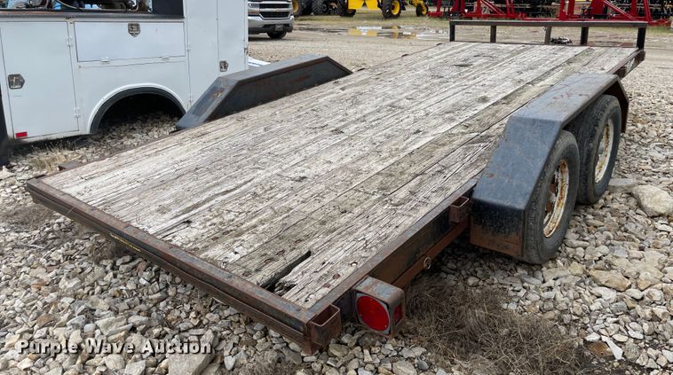 image for item MU9006 2005 H&H  equipment trailer