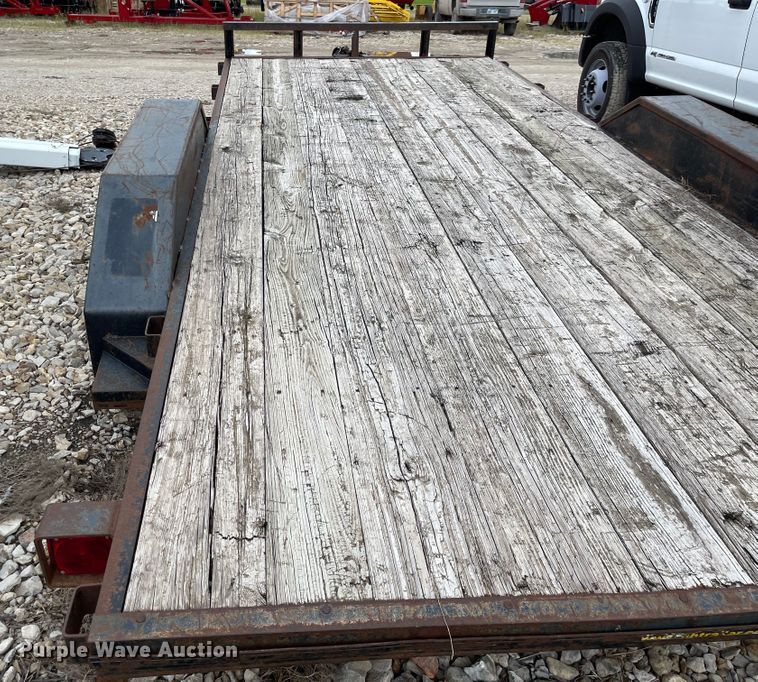 image for item MU9006 2005 H&H  equipment trailer