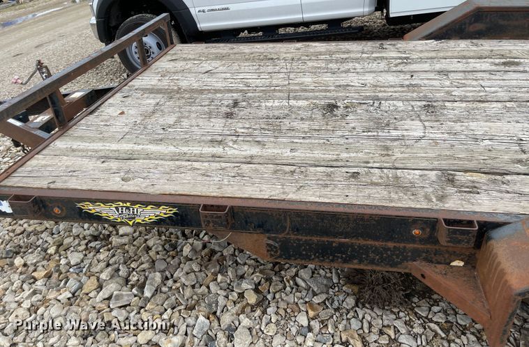 image for item MU9006 2005 H&H  equipment trailer