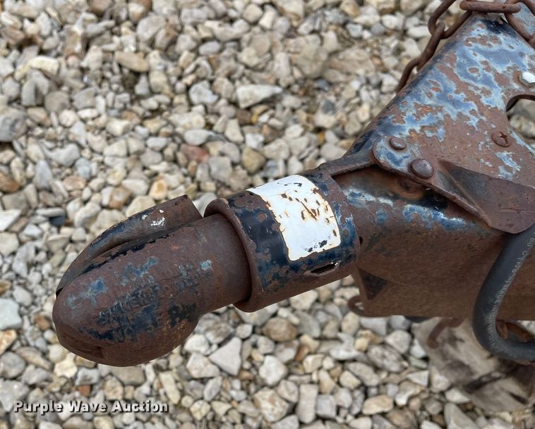 image for item MU9006 2005 H&H  equipment trailer