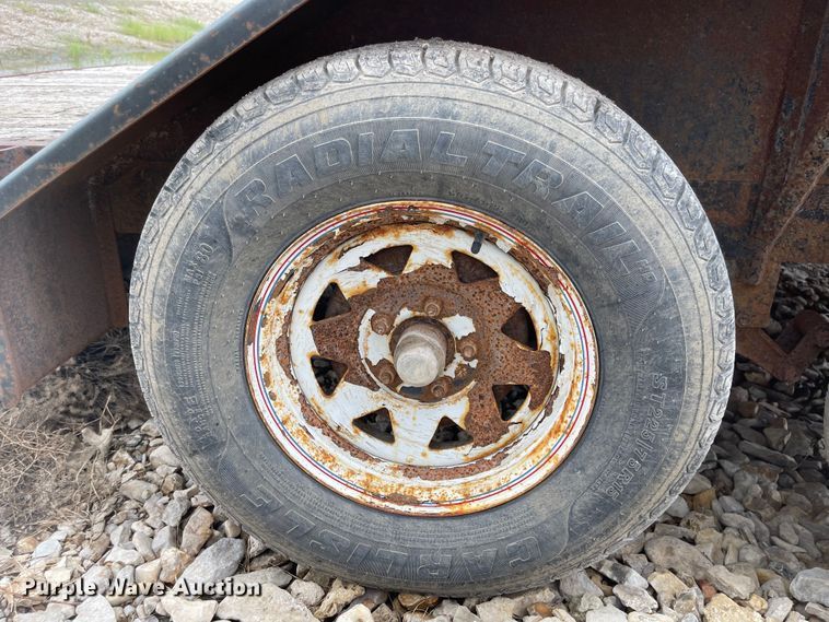 image for item MU9006 2005 H&H  equipment trailer