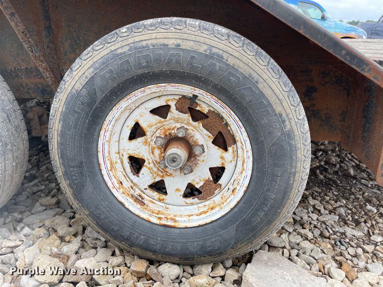 image for item MU9006 2005 H&H  equipment trailer