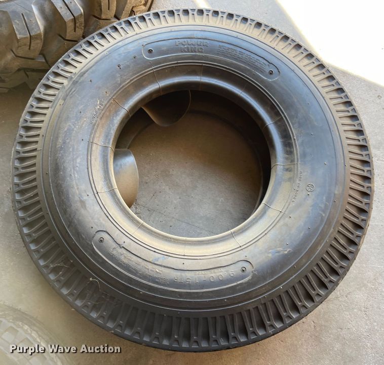 image for item MU9030 Tires