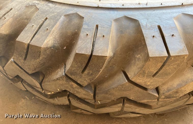 image for item MU9030 Tires