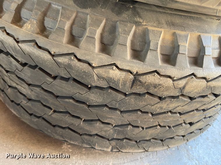 image for item MU9030 Tires