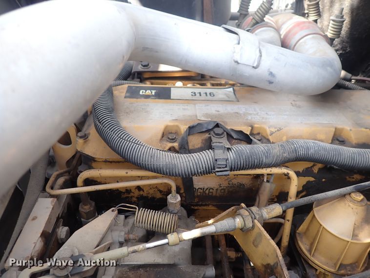 image for item DF5054 1997 Chevrolet C7500  bucket truck