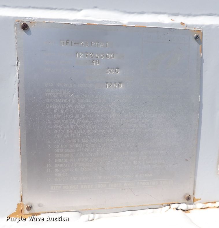 image for item DF5054 1997 Chevrolet C7500  bucket truck