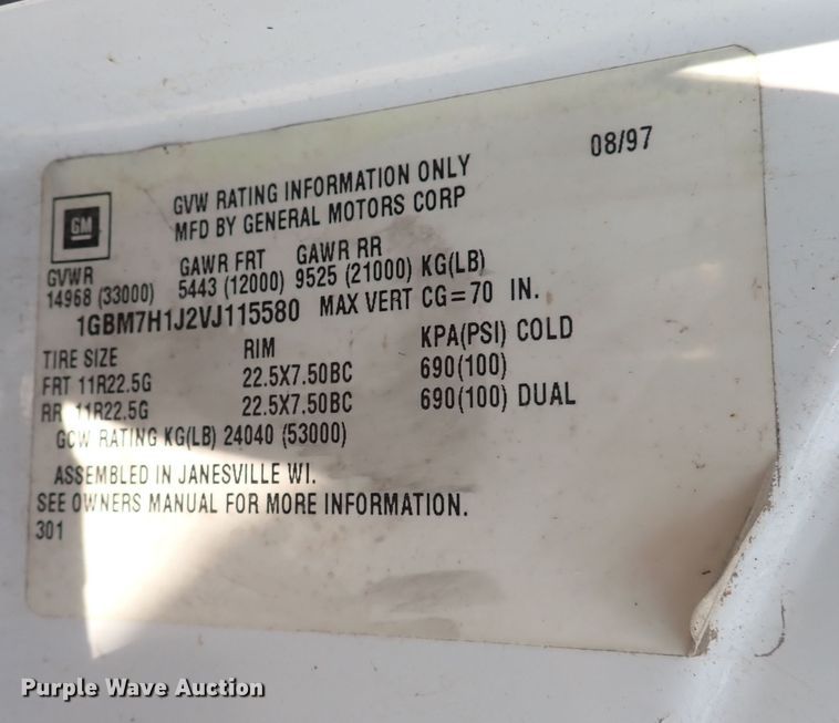 image for item DF5054 1997 Chevrolet C7500  bucket truck