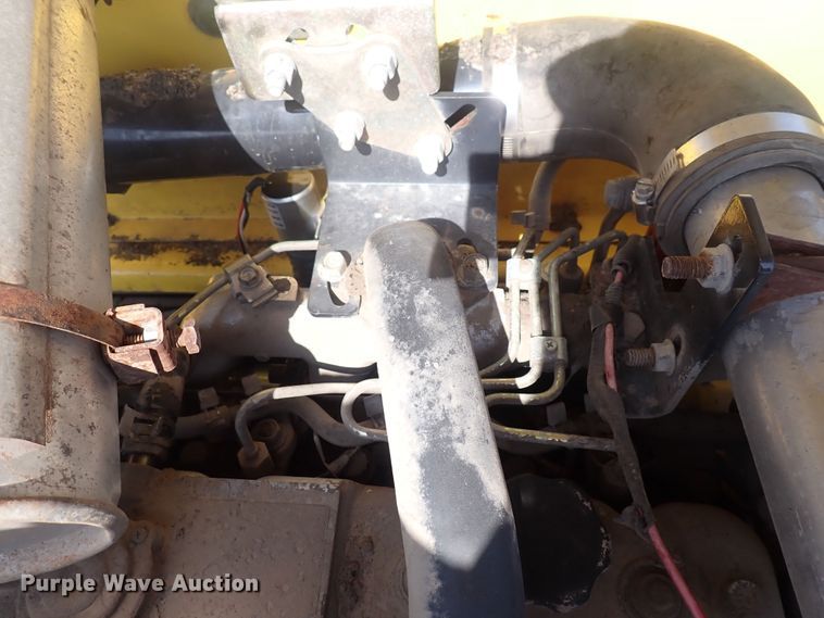 image for item DG2671 Bomag 813RT  paver