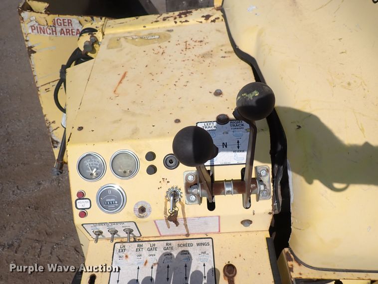 image for item DG2671 Bomag 813RT  paver