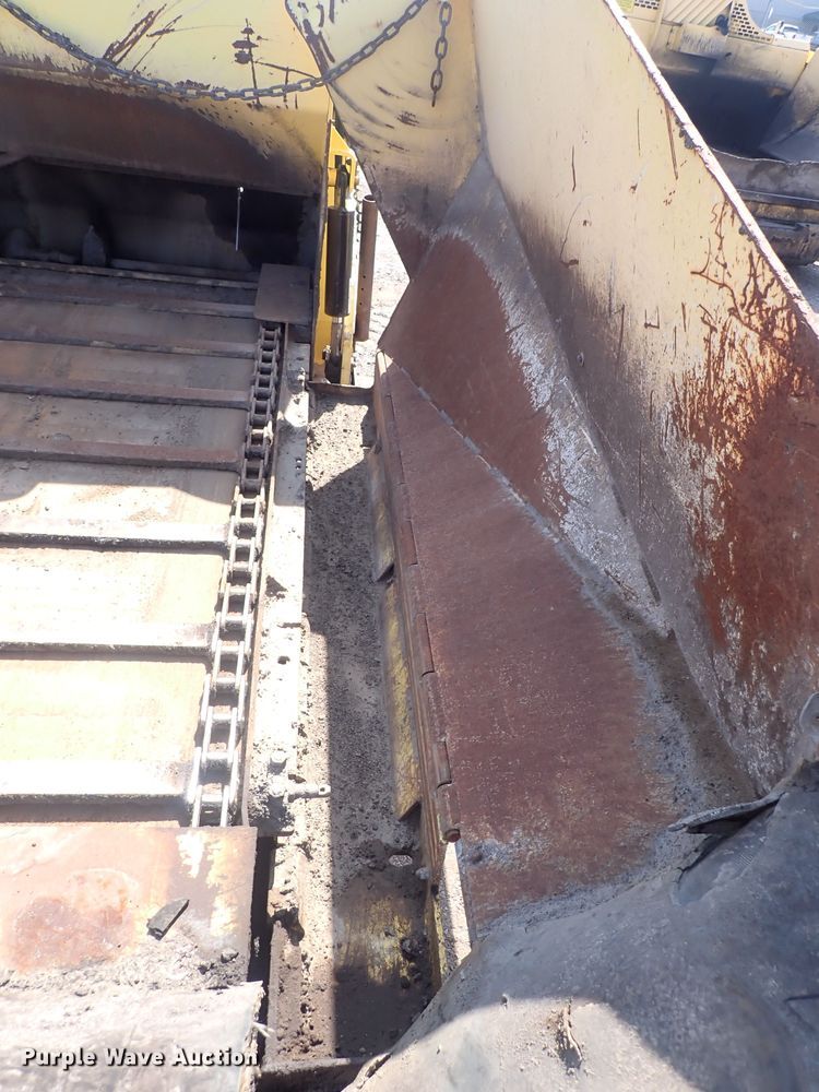 image for item DG2671 Bomag 813RT  paver