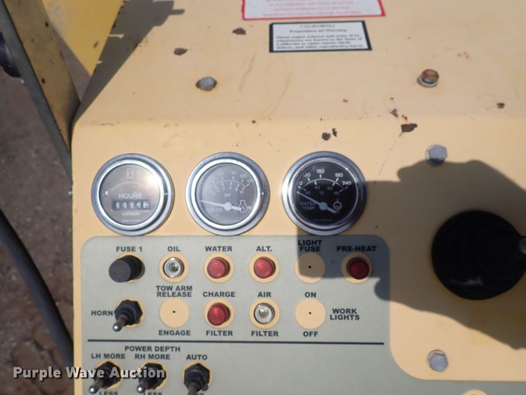 image for item DG2672 Bomag BF815  paver