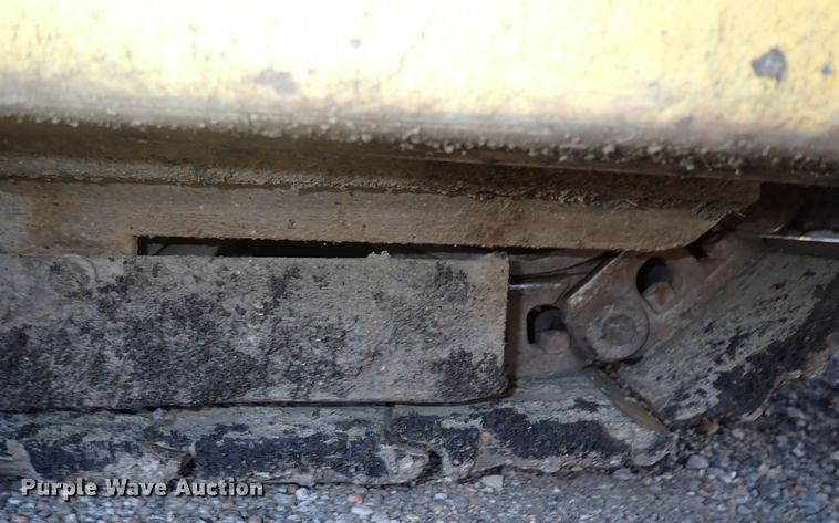 image for item DG2672 Bomag BF815  paver