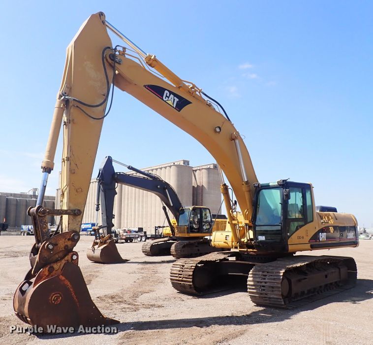image for item DG2675 2003 Caterpillar 330C L  excavator