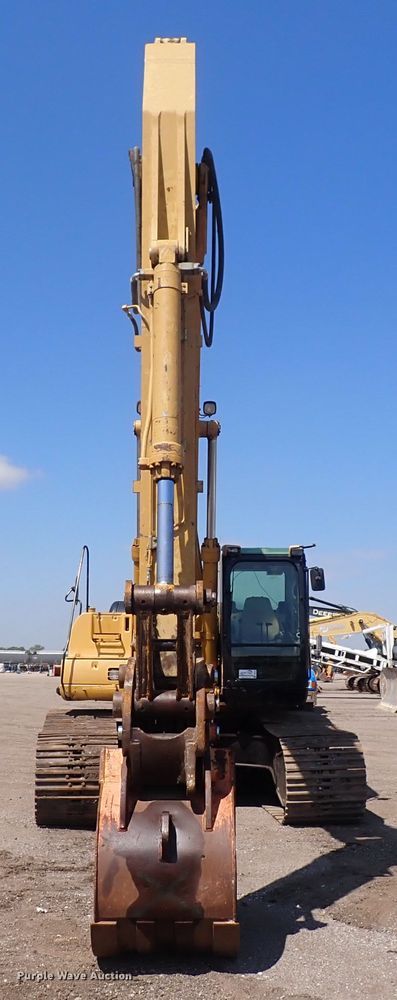 image for item DG2675 2003 Caterpillar 330C L  excavator