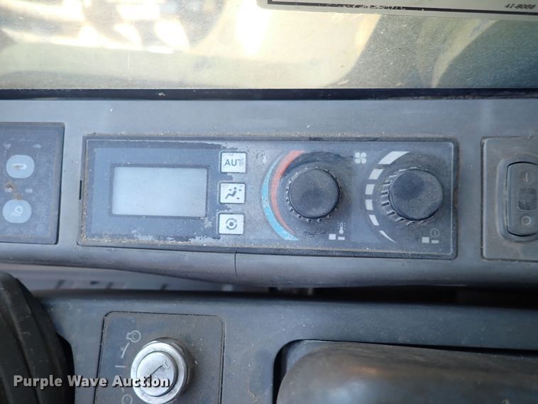 image for item DG2675 2003 Caterpillar 330C L  excavator