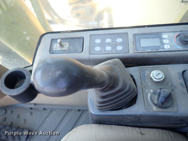 image for item DG2675 2003 Caterpillar 330C L  excavator