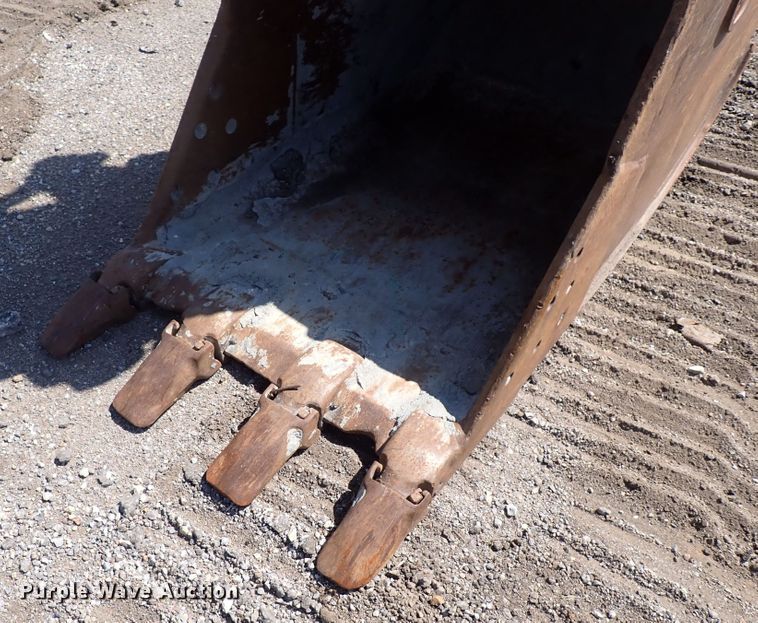 image for item DG2675 2003 Caterpillar 330C L  excavator