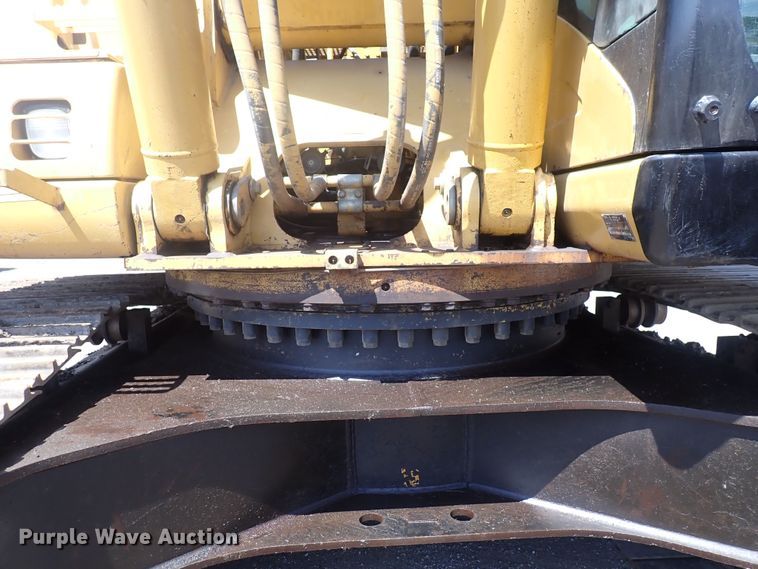 image for item DG2675 2003 Caterpillar 330C L  excavator