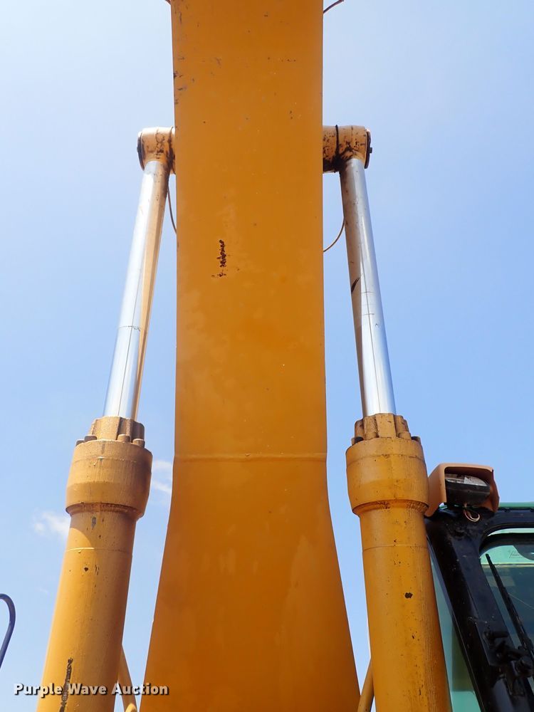 image for item DG2675 2003 Caterpillar 330C L  excavator