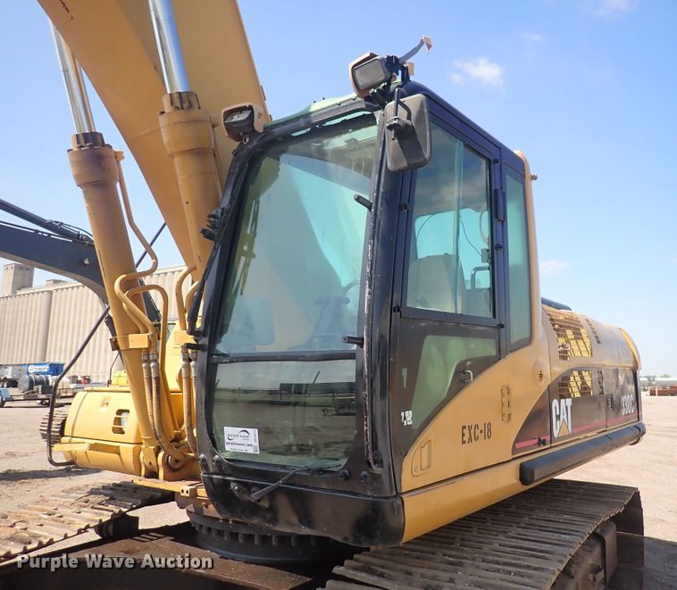 image for item DG2675 2003 Caterpillar 330C L  excavator