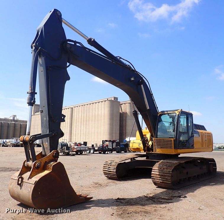 image for item DG2676 2011 John Deere 350G LC  excavator