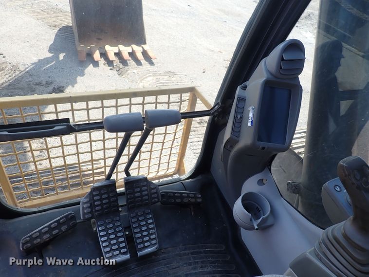 image for item DG2676 2011 John Deere 350G LC  excavator