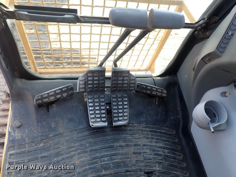 image for item DG2676 2011 John Deere 350G LC  excavator