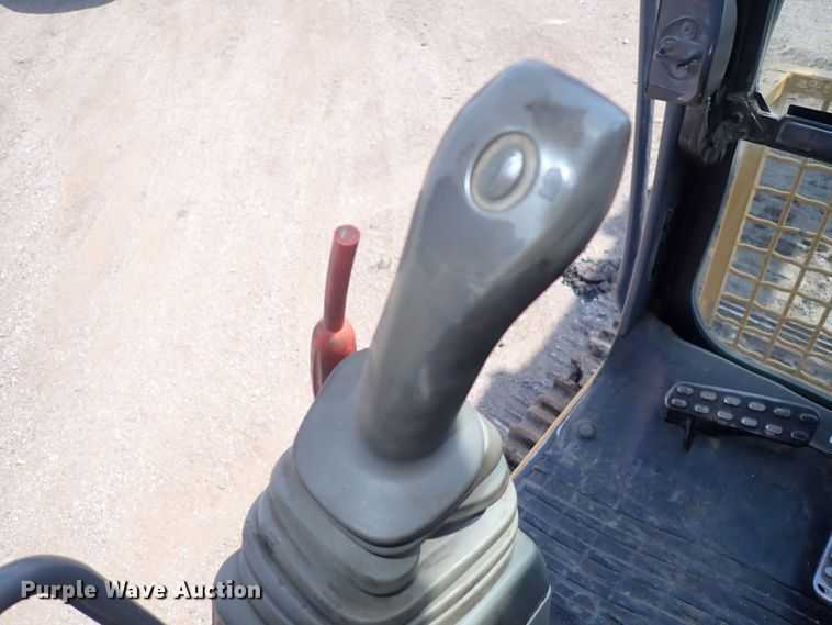 image for item DG2676 2011 John Deere 350G LC  excavator